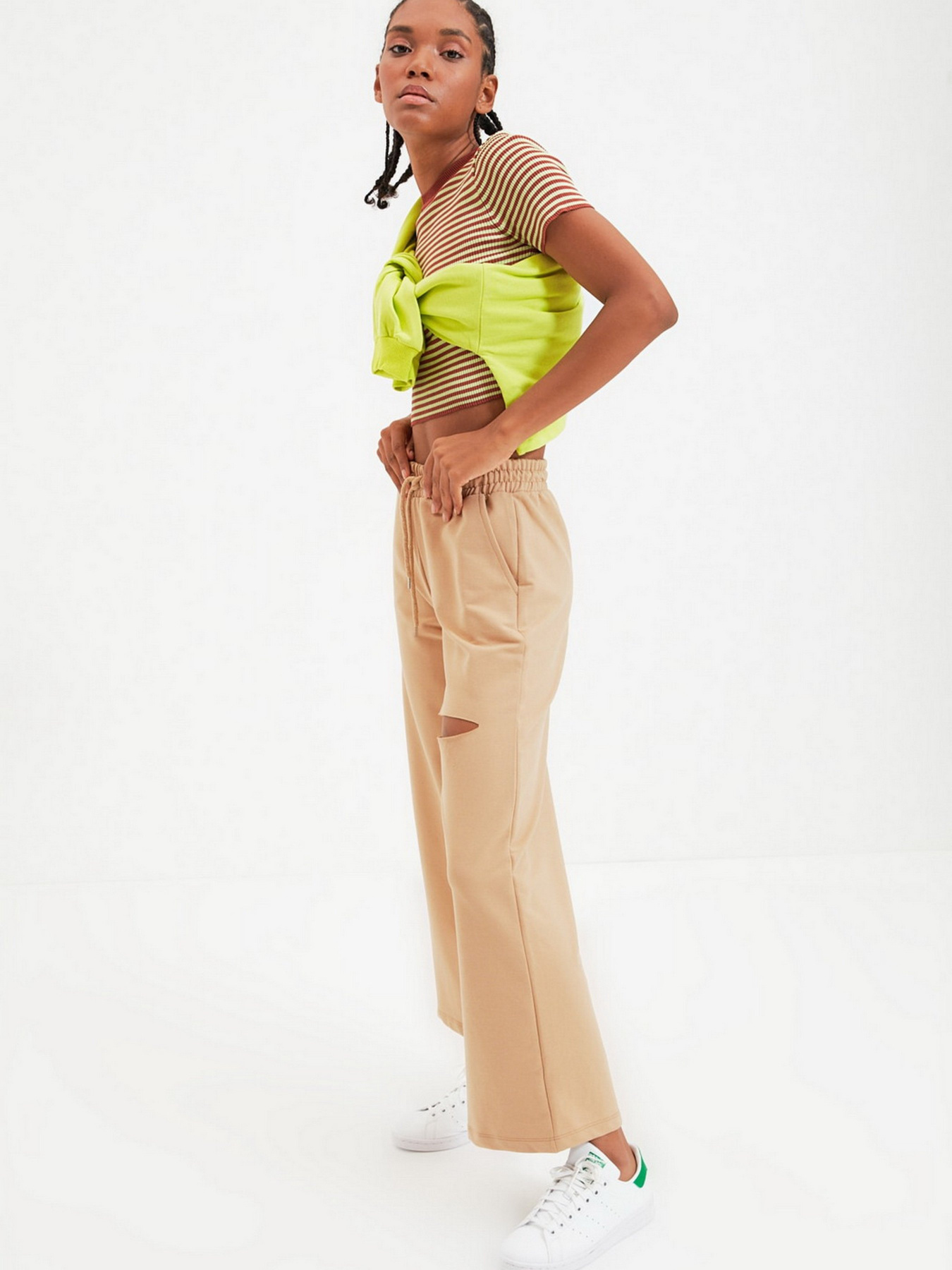 Спортивні штани Trendyol модель TWOAW21EA0116/Tas Фото