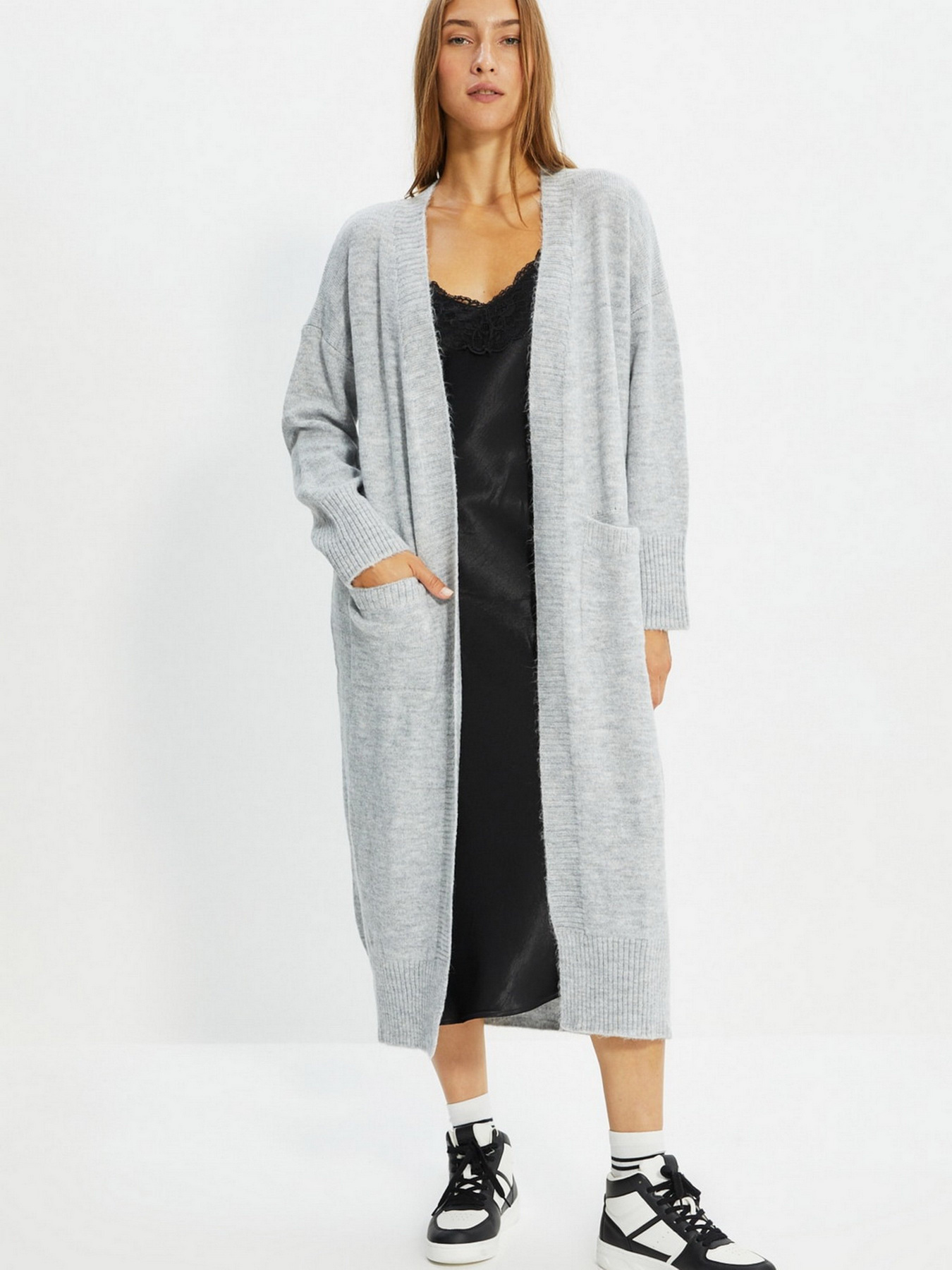 Кардиган Trendyol модель TWOAW21HI0225/Gri Фото