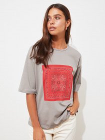 Футболки и поло Trendyol модель TWOSS21TS2680/Gri Фото