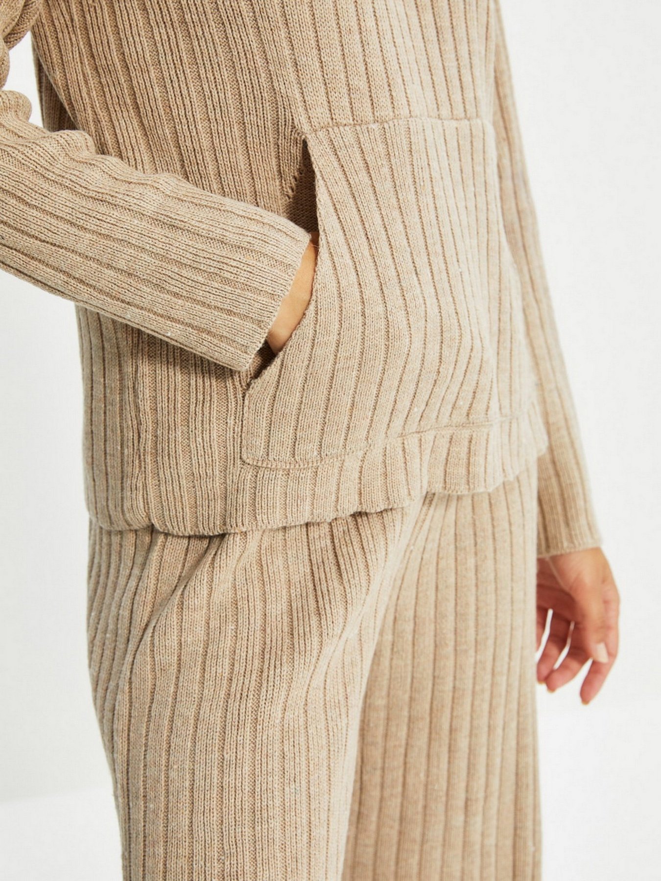 Костюм Trendyol модель TWOAW22AU0017/Vizon Фото