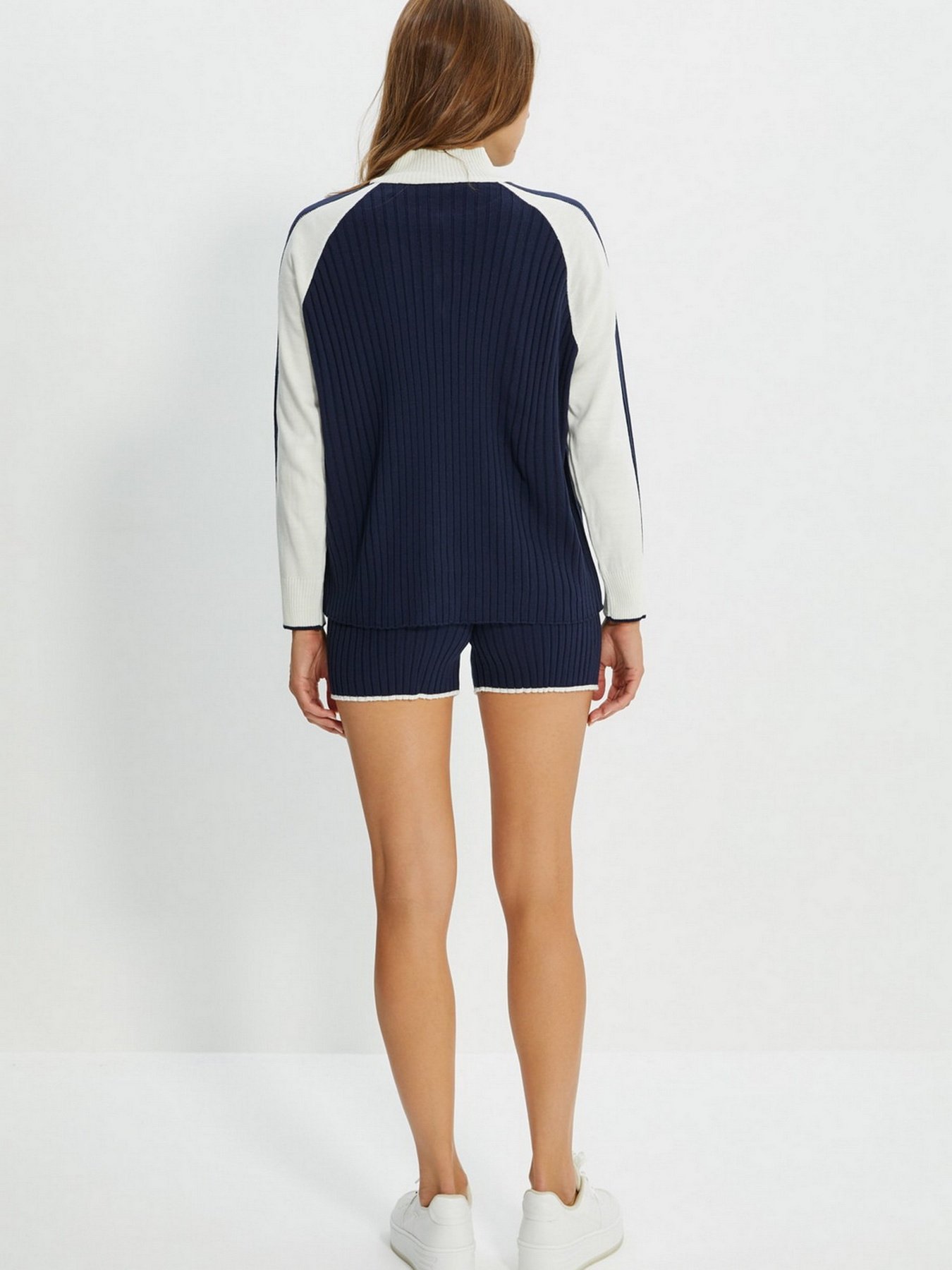 Повседневный костюм Trendyol модель TWOAW22AU0024/Lacivert Фото