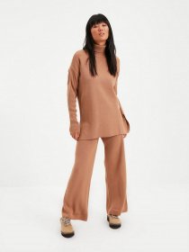 Повседневный костюм Trendyol модель TWOAW22AU0102/Camel Повседневный костюм Trendyol модель TWOAW22AU0102/Camel Фото