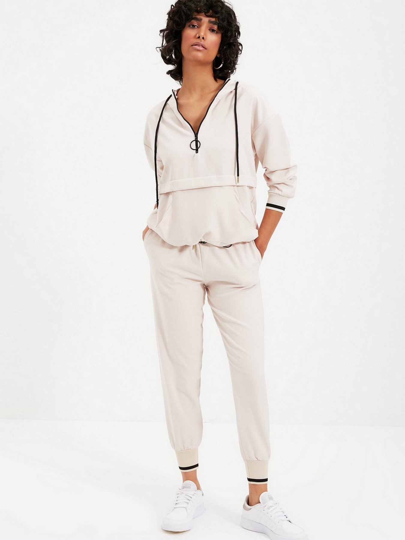 Костюм Trendyol модель TWOAW22AU0111/Bej Фото