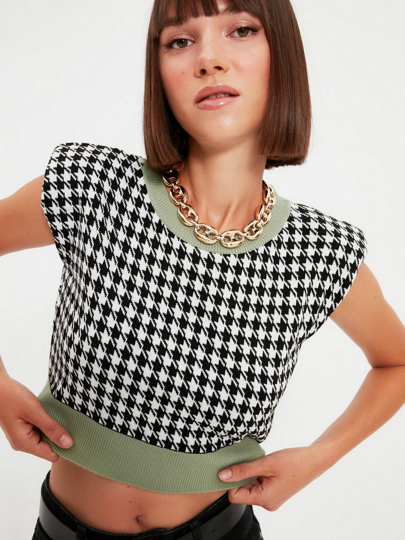 Жилет Trendyol модель TWOAW22BZ0038/Siyah Фото