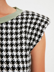 Жилет Trendyol модель TWOAW22BZ0038/Siyah Фото