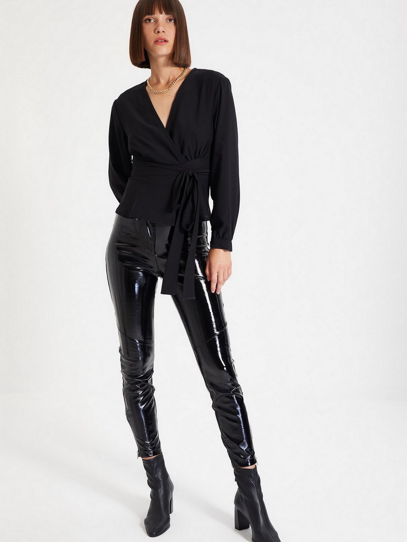 Блуза Trendyol модель TWOAW22BZ0098/Siyah Фото