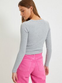 Лонгслив Trendyol модель TWOAW22BZ0124/Gri Фото