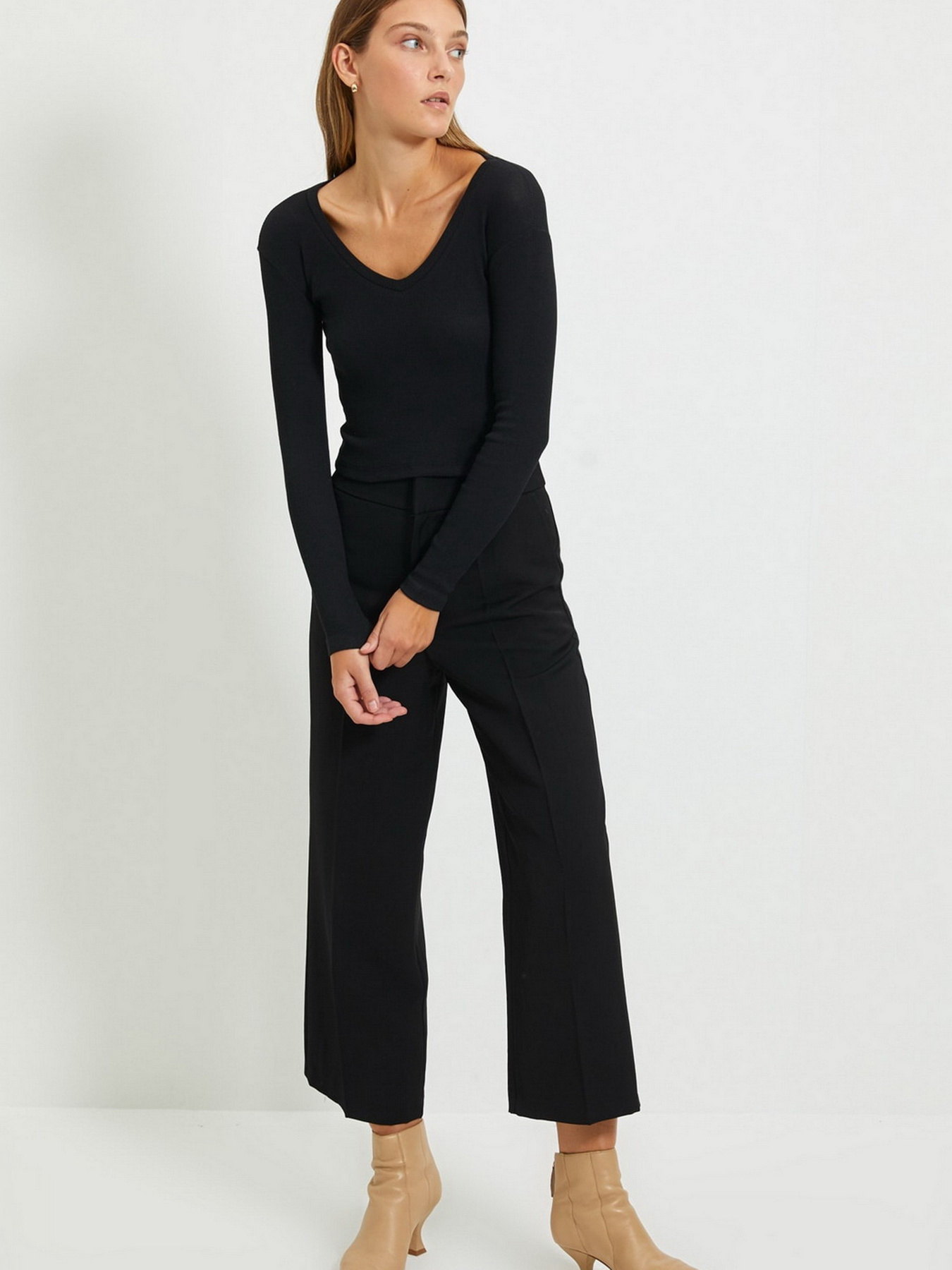 Лонгслив Trendyol модель TWOAW22BZ0129/Siyah-Kahverengi Фото