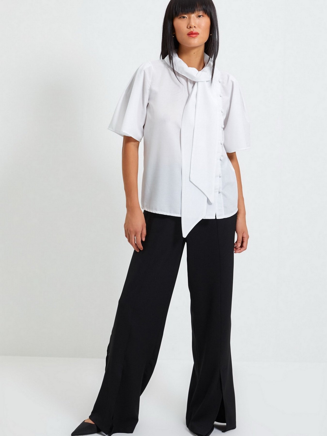 Блуза Trendyol модель TWOAW22BZ0169/Beyaz Фото