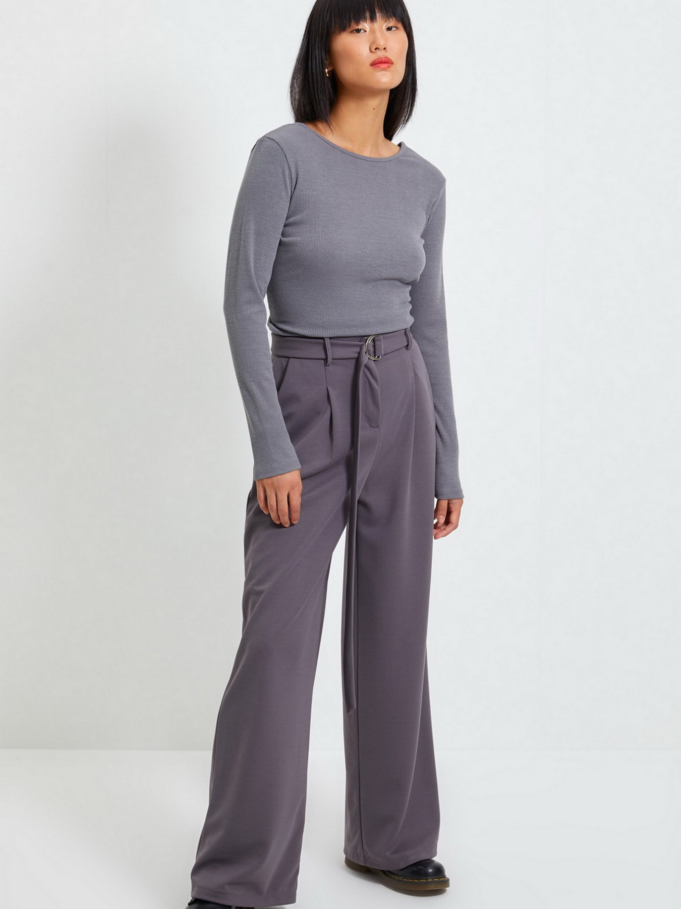 Лонгслив Trendyol модель TWOAW22BZ0220/Antrasit Фото