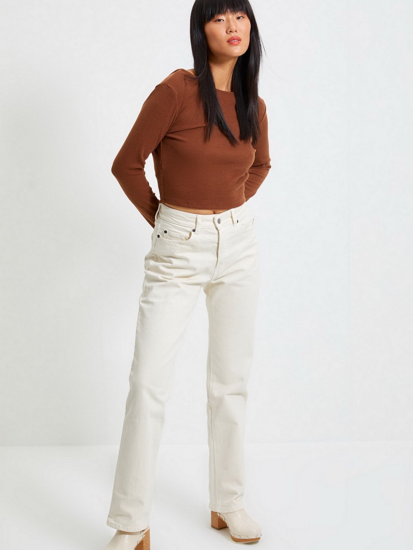 Лонгслів Trendyol модель TWOAW22BZ0220/Kahverengi Фото