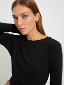Лонгслив Trendyol модель TWOAW22BZ0220/Siyah Фото