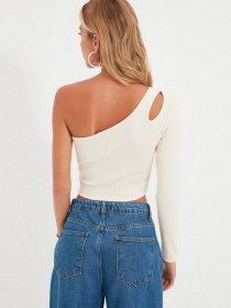 Топ Trendyol модель TWOAW22BZ0242/Tas Фото