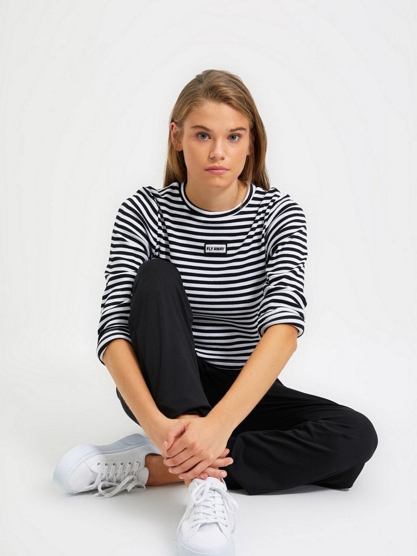 Лонгслів Trendyol модель TWOAW22BZ0245/Siyah Фото