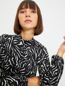 Блуза Trendyol модель TWOAW22BZ0260/Beyaz Фото