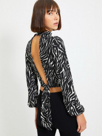 Блуза Trendyol модель TWOAW22BZ0260/Beyaz Фото