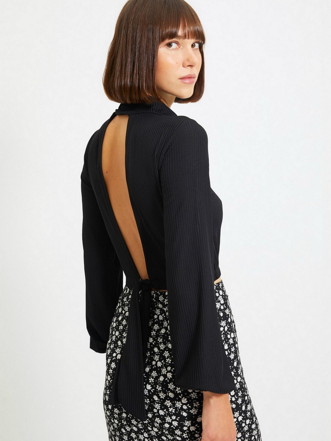 Блуза Trendyol модель TWOAW22BZ0260/Siyah Фото