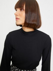 Блуза Trendyol модель TWOAW22BZ0260/Siyah Фото