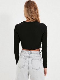 Топ Trendyol модель TWOAW22BZ0261/Siyah Фото