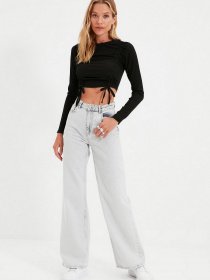 Топ Trendyol модель TWOAW22BZ0261/Siyah Фото