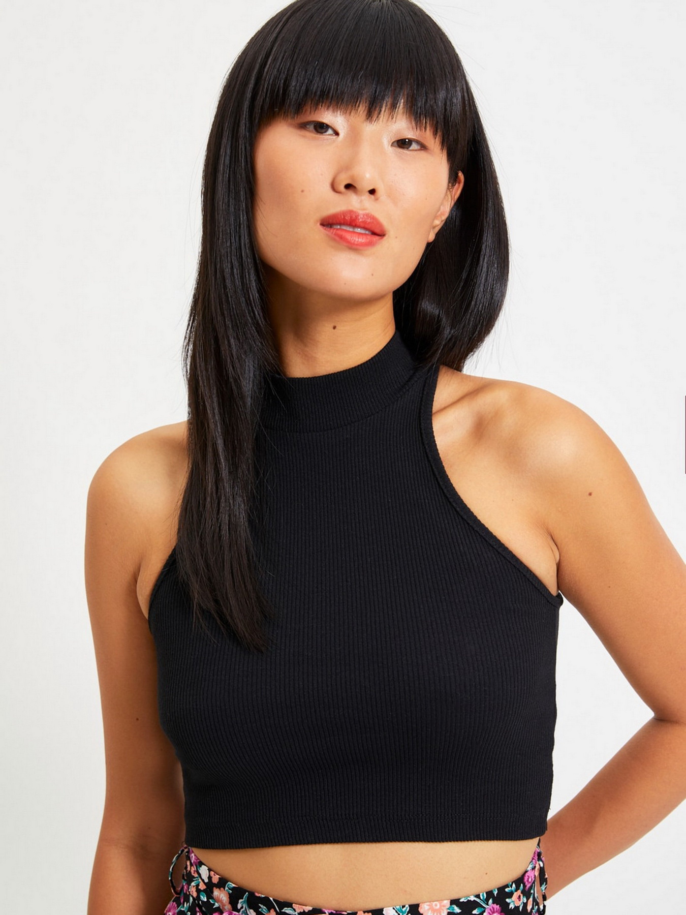 Топ Trendyol модель TWOAW22BZ0273/Siyah Фото