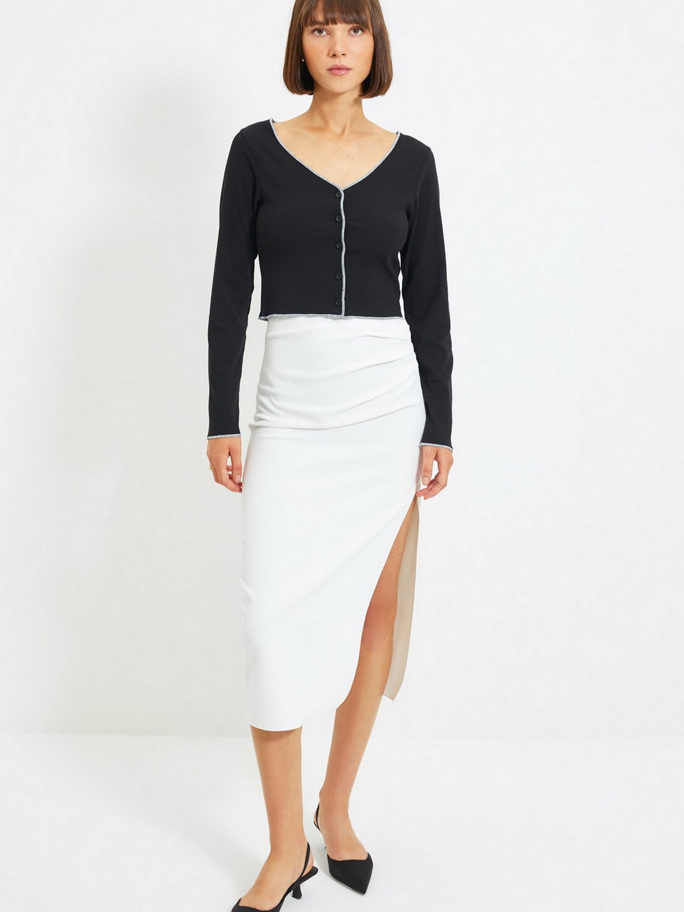 Лонгслив Trendyol модель TWOAW22BZ0279/Siyah Фото