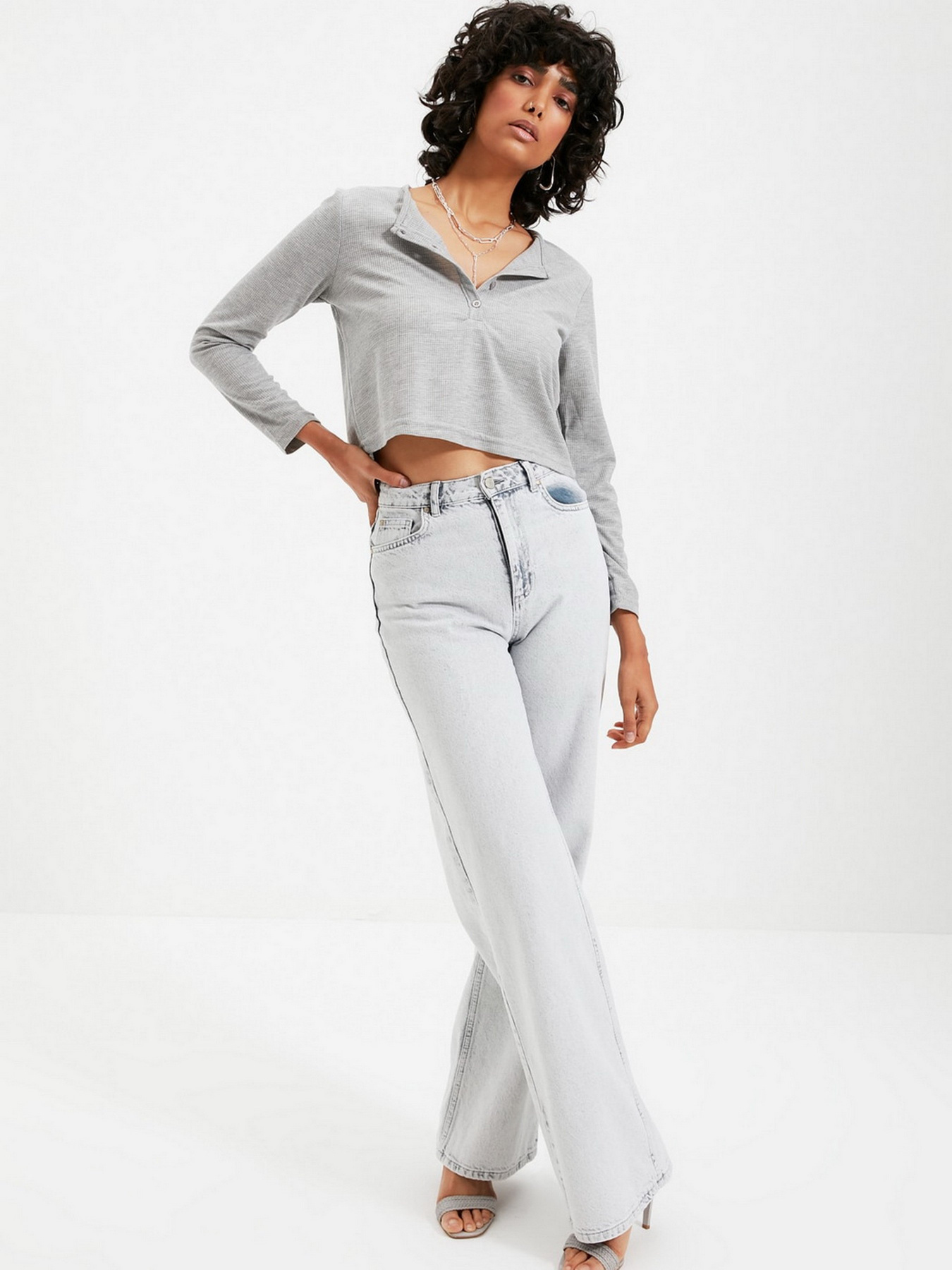 Лонгслив Trendyol модель TWOAW22BZ0283/Gri Фото