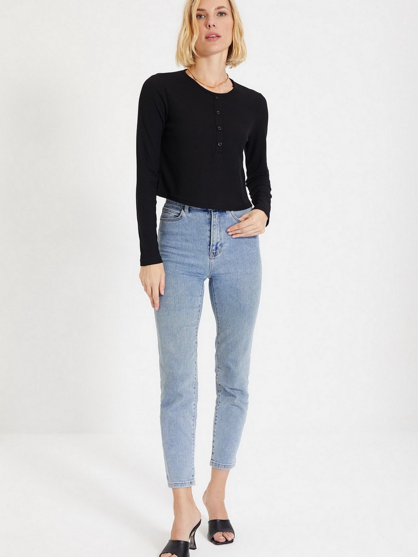 Лонгслів Trendyol модель TWOAW22BZ0283/Siyah Фото