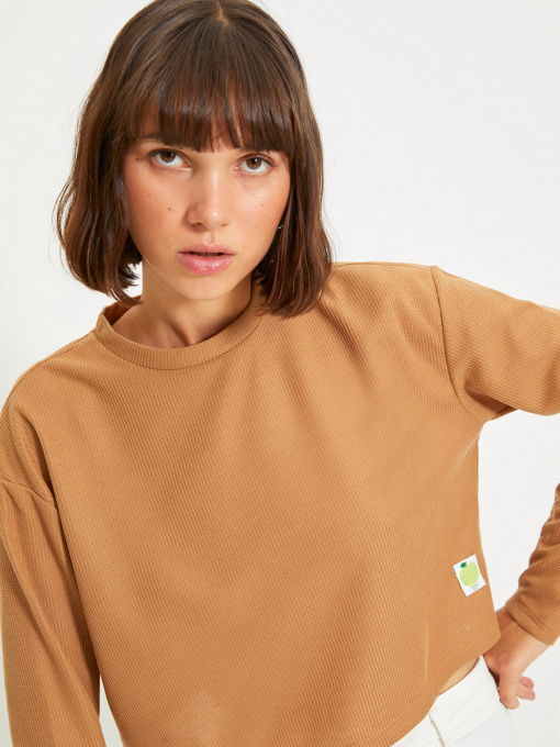 Лонгслів Trendyol модель TWOAW22BZ0284/Camel Фото