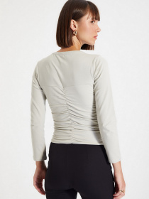 Лонгслів Trendyol модель TWOAW22BZ0302/Tas Фото