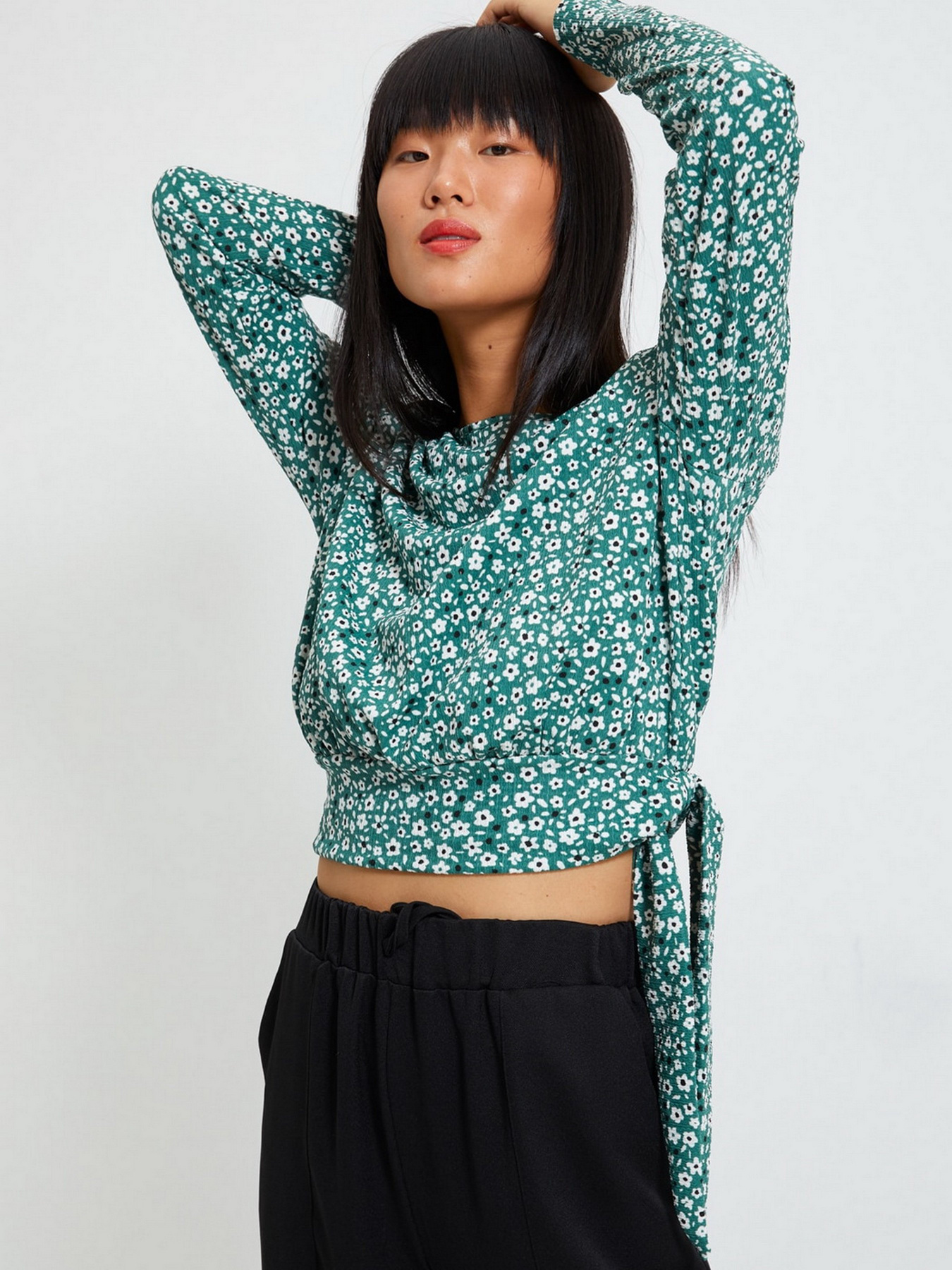 Лонгслив Trendyol модель TWOAW22BZ0320/Yesil Фото