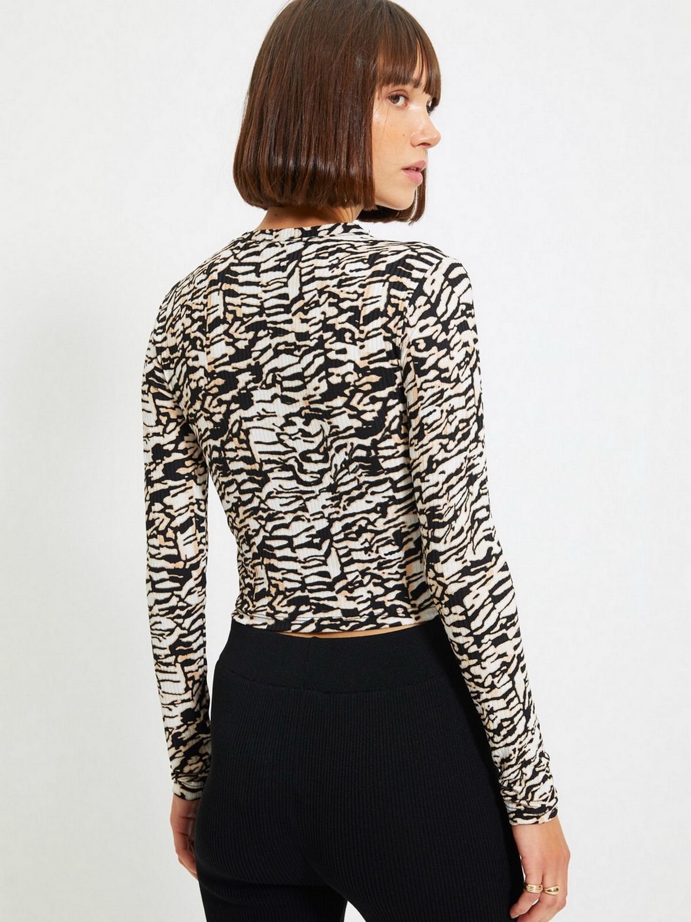 Блуза Trendyol модель TWOAW22BZ0505/Kahverengi Фото