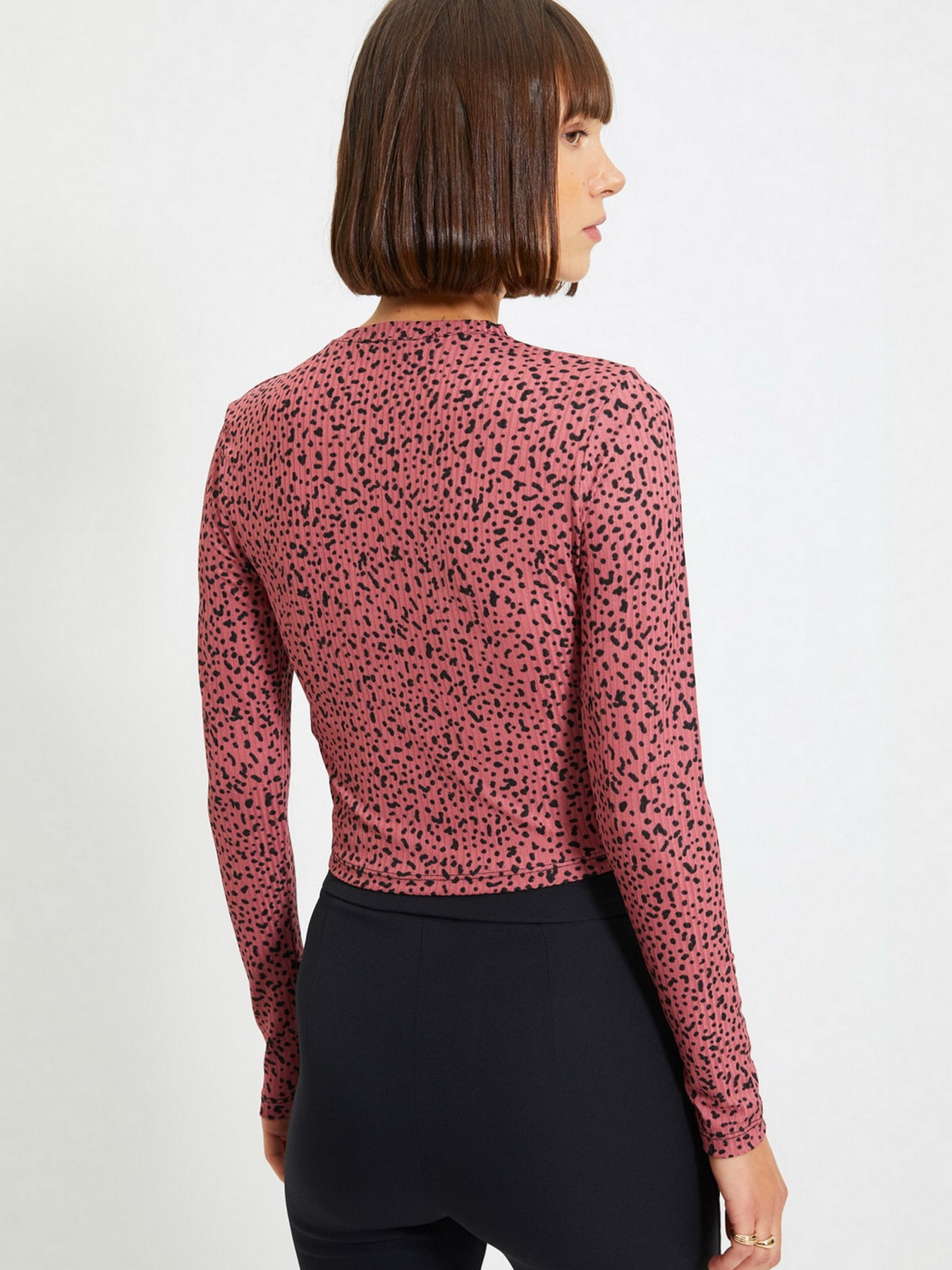 Лонгслив Trendyol модель TWOAW22BZ0505/Murdum Фото