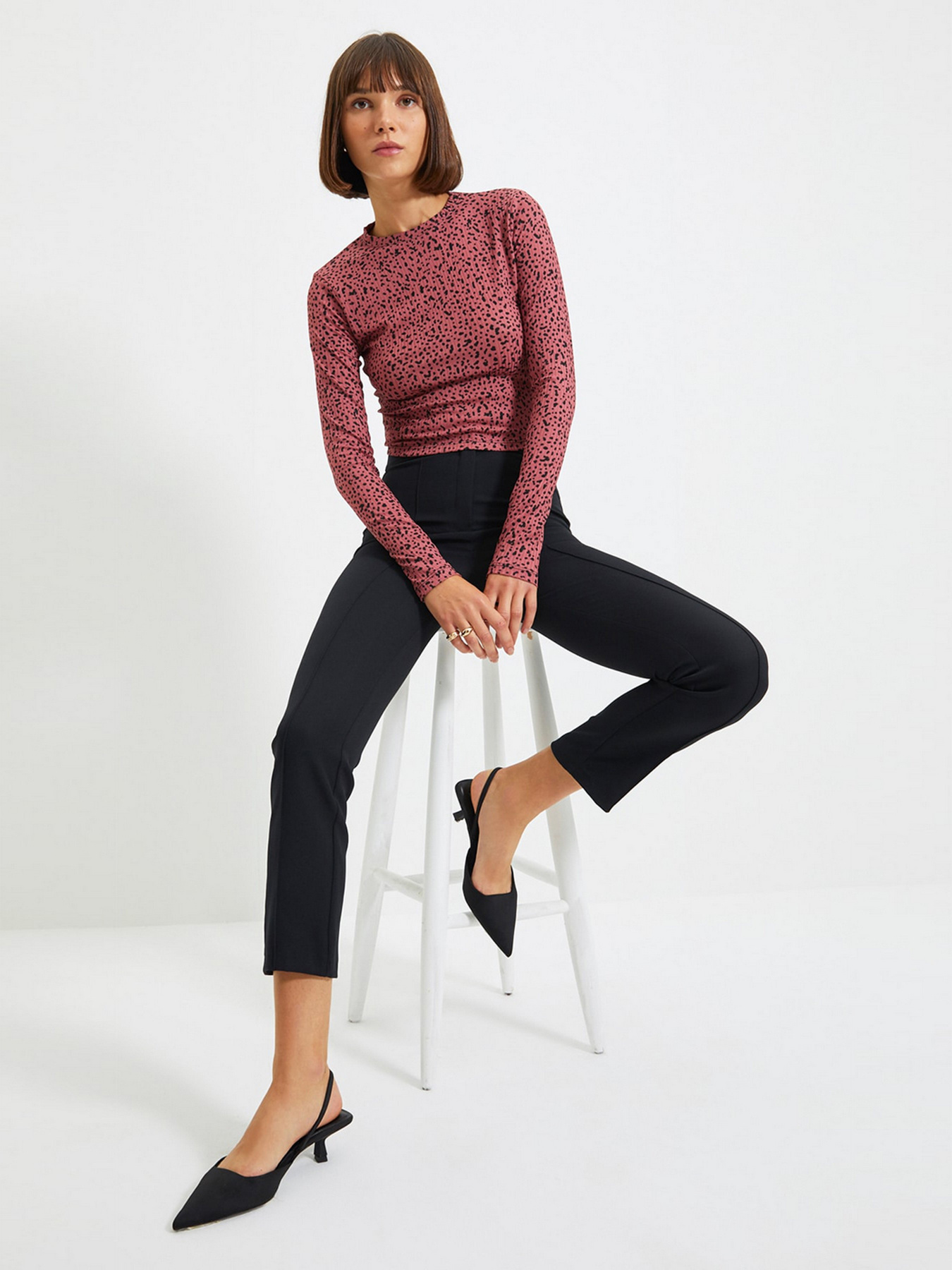 Лонгслив Trendyol модель TWOAW22BZ0505/Murdum Фото