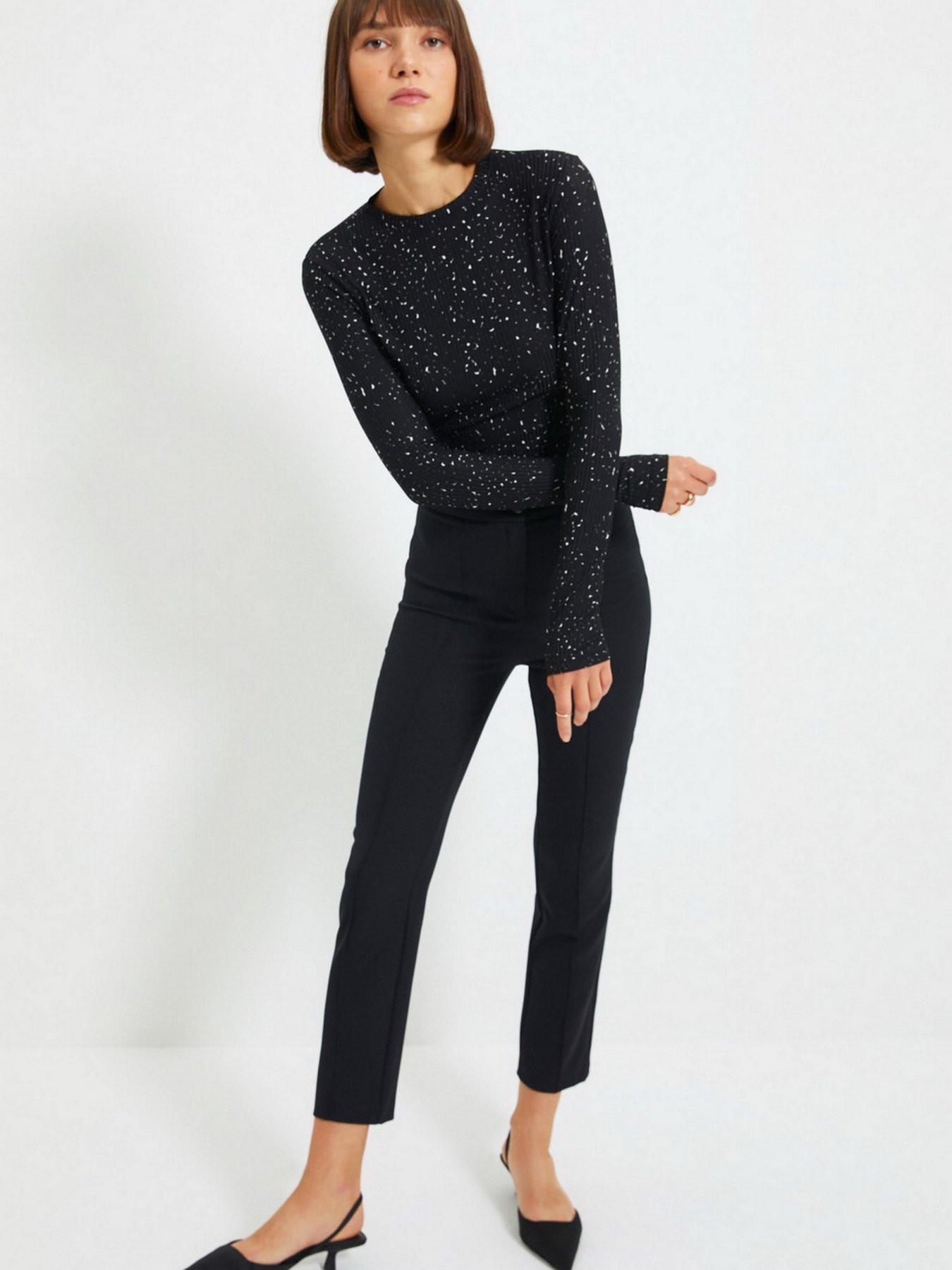 Лонгслів Trendyol модель TWOAW22BZ0505/Siyah Фото