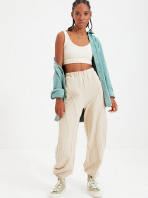 Спортивні штани Trendyol модель TWOAW22EA0044/Bej Фото