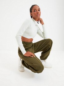Штани спортивні Trendyol модель TWOAW22EA0044/Haki Фото