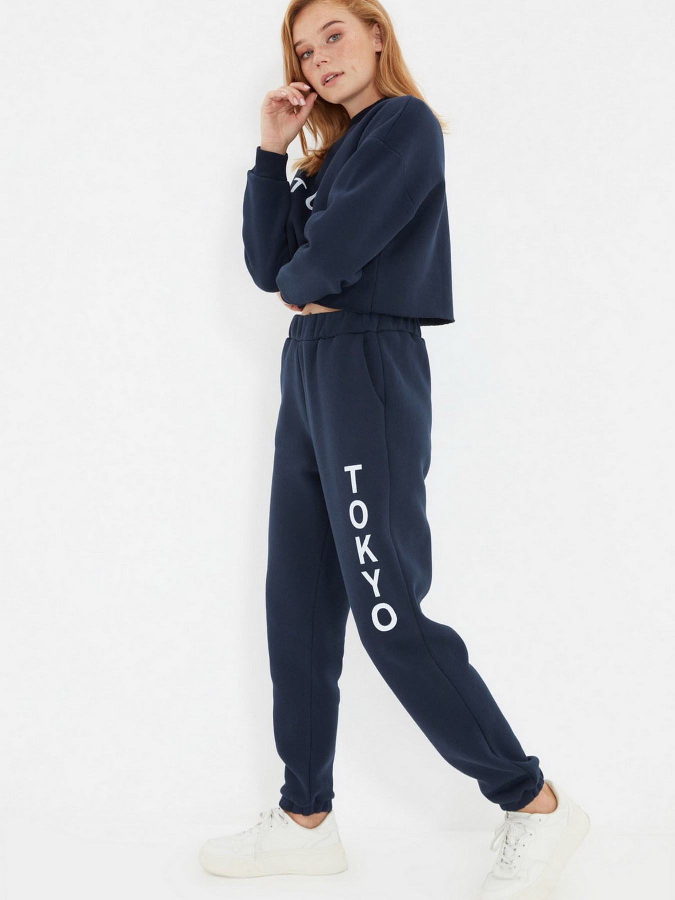 Штаны спортивные Trendyol модель TWOAW22EA0181/Lacivert Фото