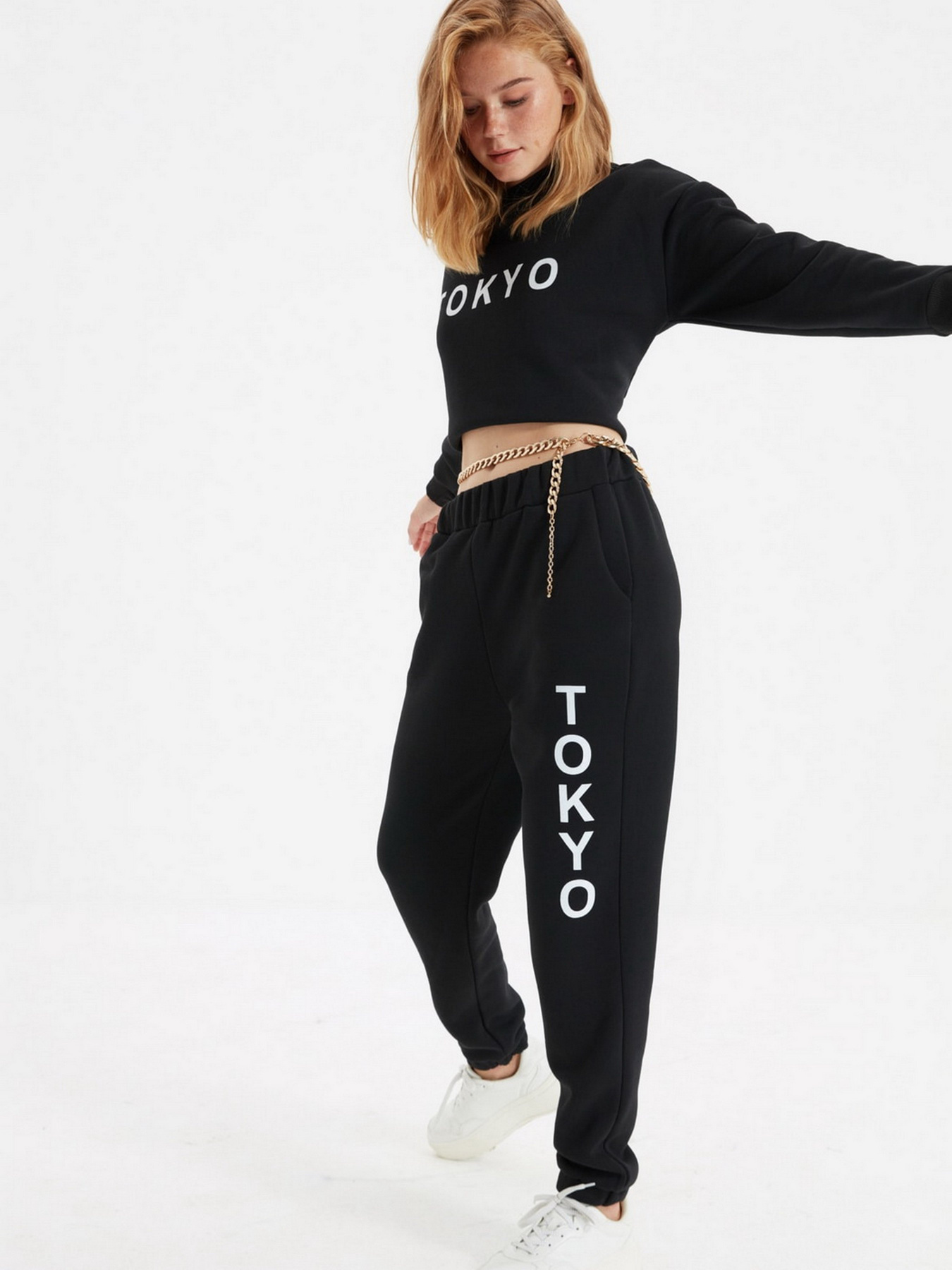 Штаны спортивные Trendyol модель TWOAW22EA0181/Siyah Фото