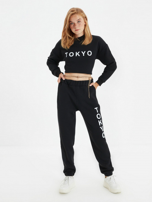 Штаны спортивные Trendyol модель TWOAW22EA0181/Siyah Фото