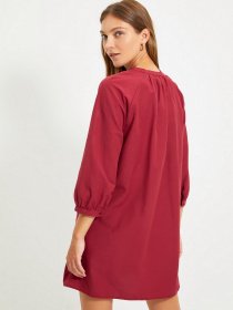 Платье мини Trendyol модель TWOAW22EL0217/Bordo Фото