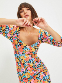 Платье мини Trendyol модель TWOAW22EL0231/Cok Renkli Фото