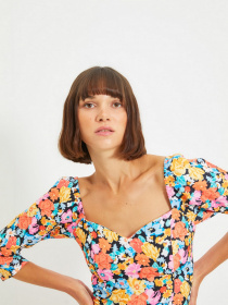 Платье мини Trendyol модель TWOAW22EL0231/Cok Renkli Фото