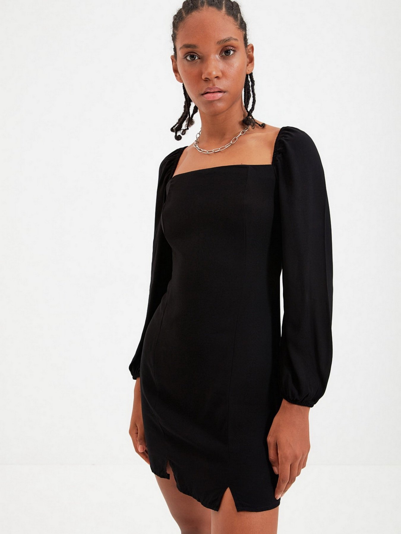 Платье мини Trendyol модель TWOAW22EL0260/Siyah Фото