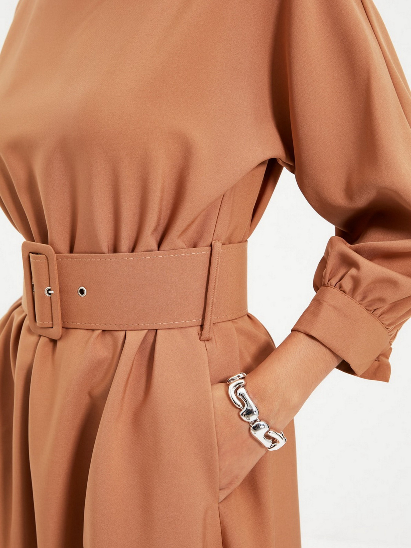 Платье миди Trendyol модель TWOAW22EL0318/Camel Платье миди Trendyol модель TWOAW22EL0318/Camel Фото