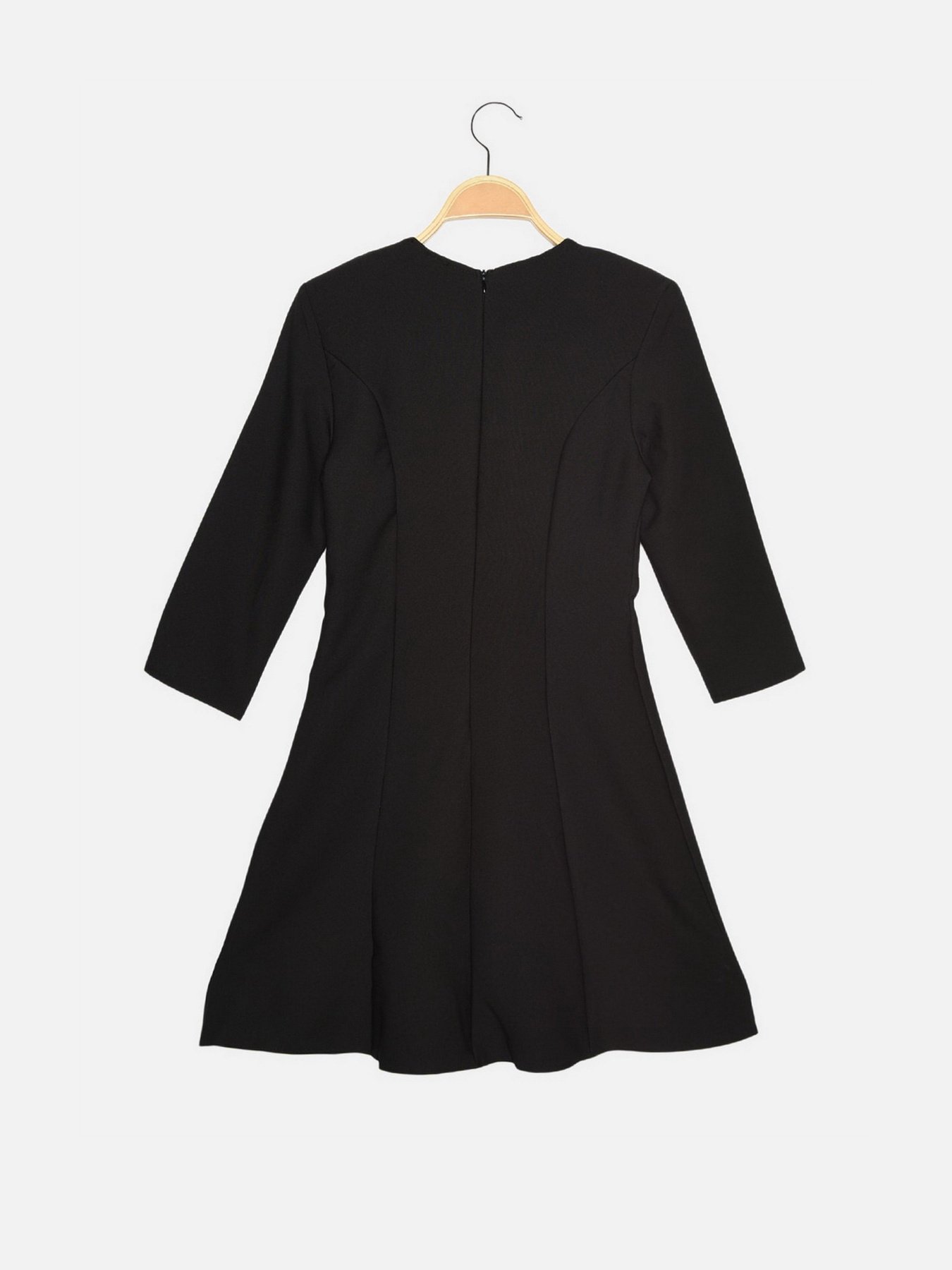 Платье мини Trendyol модель TWOAW22EL0373/Siyah Фото