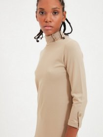 Платье мини Trendyol модель TWOAW22EL0438/Tas Фото