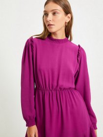 Платье мини Trendyol модель TWOAW22EL0504/Murdum Фото