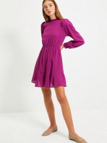 Платье мини Trendyol модель TWOAW22EL0504/Murdum Фото