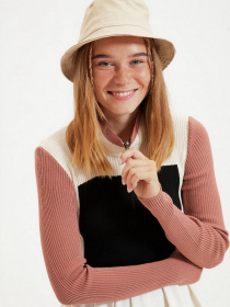 Джемпер Trendyol модель TWOAW22KZ0012/Siyah Фото